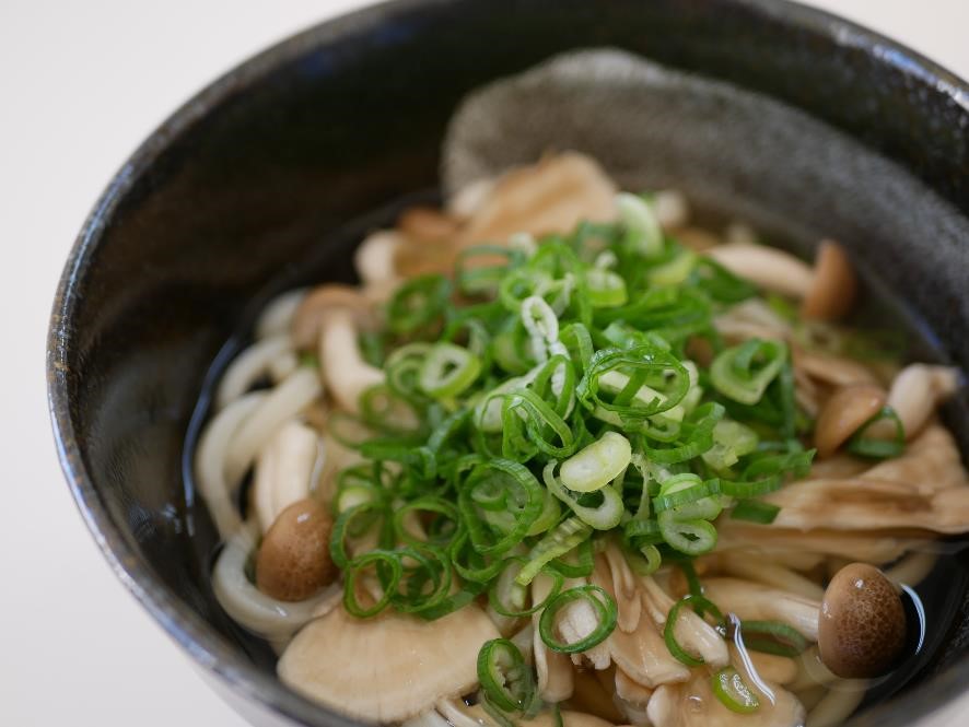 きのこと九条ねぎのうどん